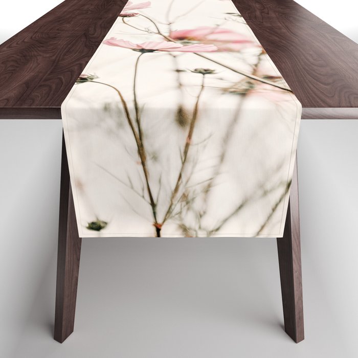 COSMEA DANCING CREME BEIGE Table Runner Gallery Image 1