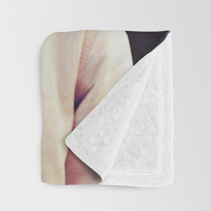 Bloom Throw Blanket Gallery Image 3