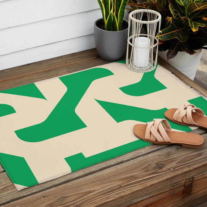 Minimalist 103 Outdoor Rug Gallery Image 2
