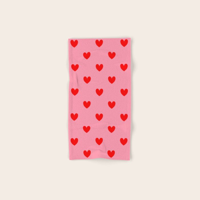 Red Heart Pattern Bath Towel Gallery Image 1