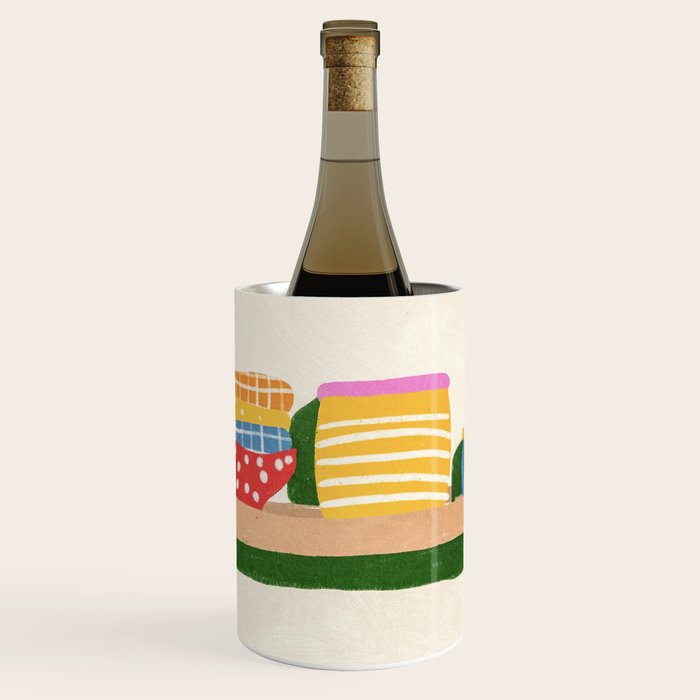My favourite shelf Wine Chiller Gallery Image 1