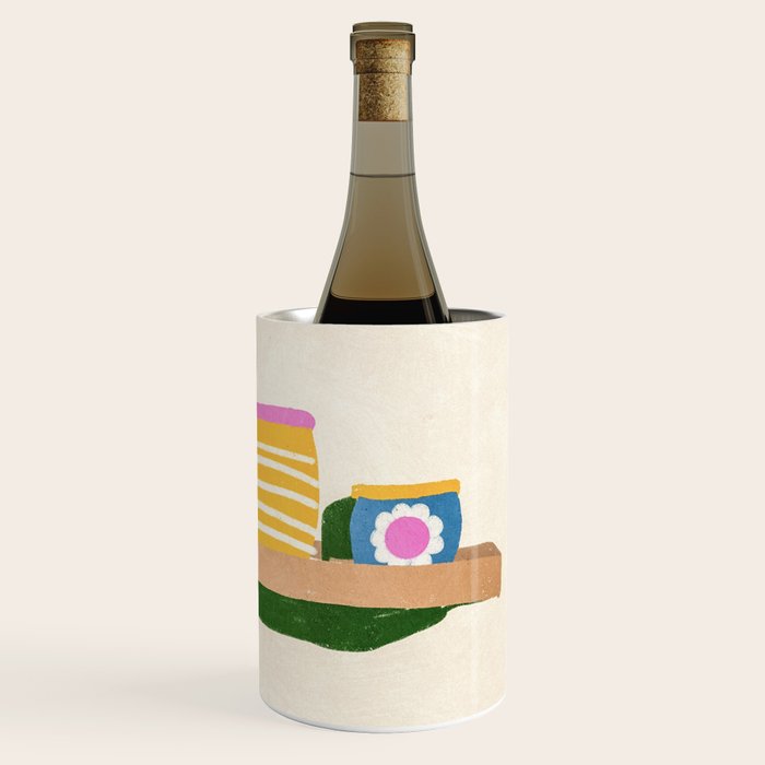 My favourite shelf Wine Chiller Gallery Image 3