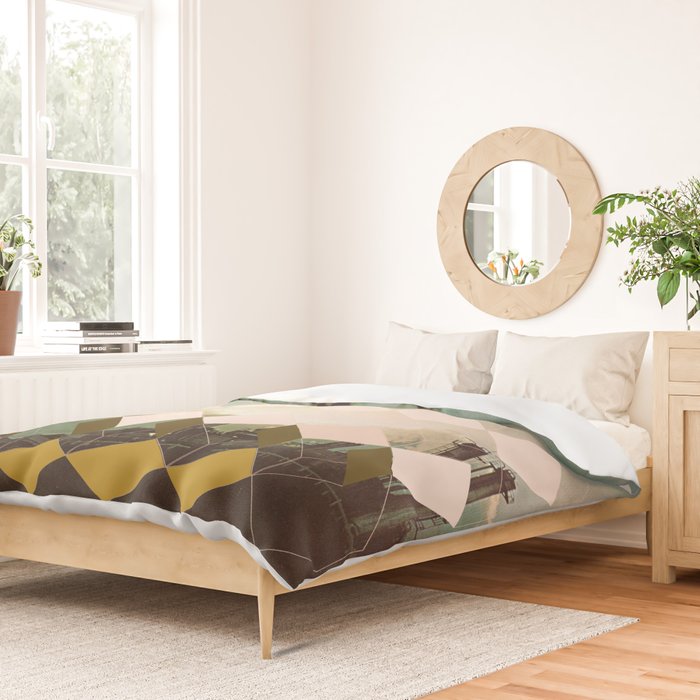 Saucer-Like Duvet Cover Gallery Image 2