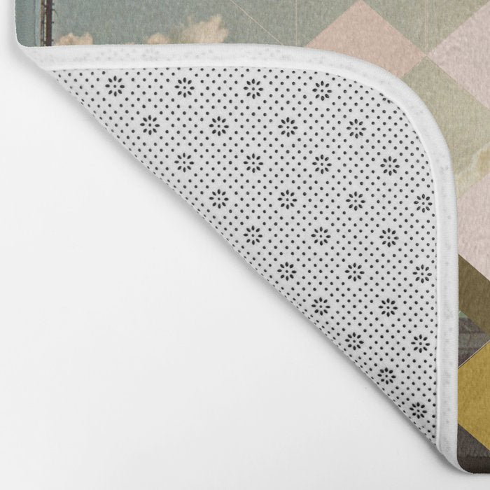Saucer-Like Bath Mat Gallery Image 2