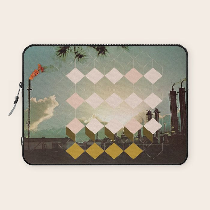 Saucer-Like Laptop Sleeve Gallery Image 1