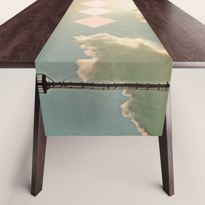 Saucer-Like Table Runner Gallery Image 1