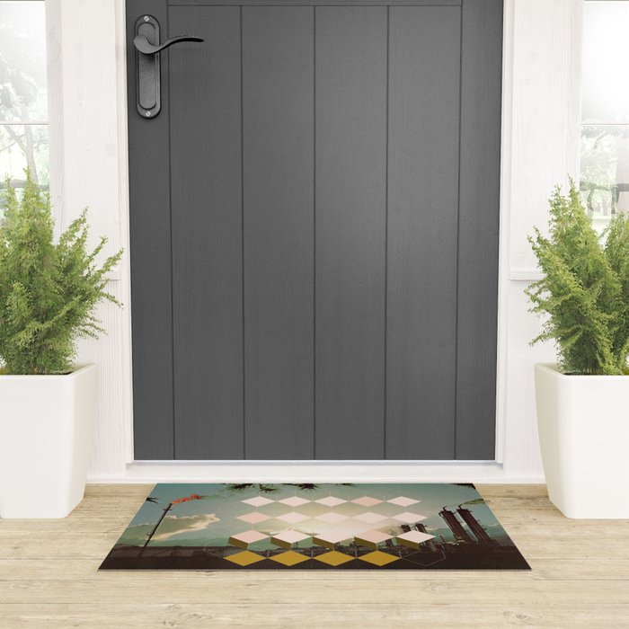 Saucer-Like Welcome Mat Gallery Image 3