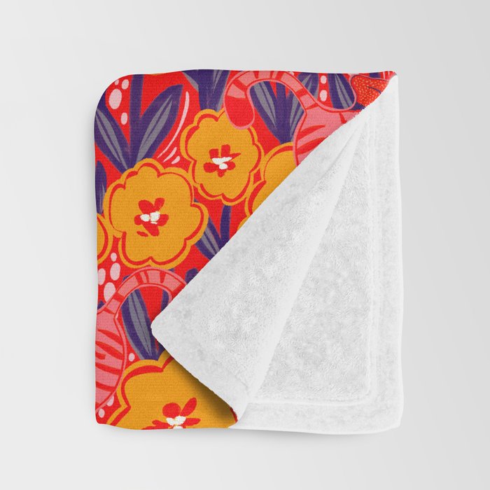 Golden Tiger Throw Blanket Gallery Image 3