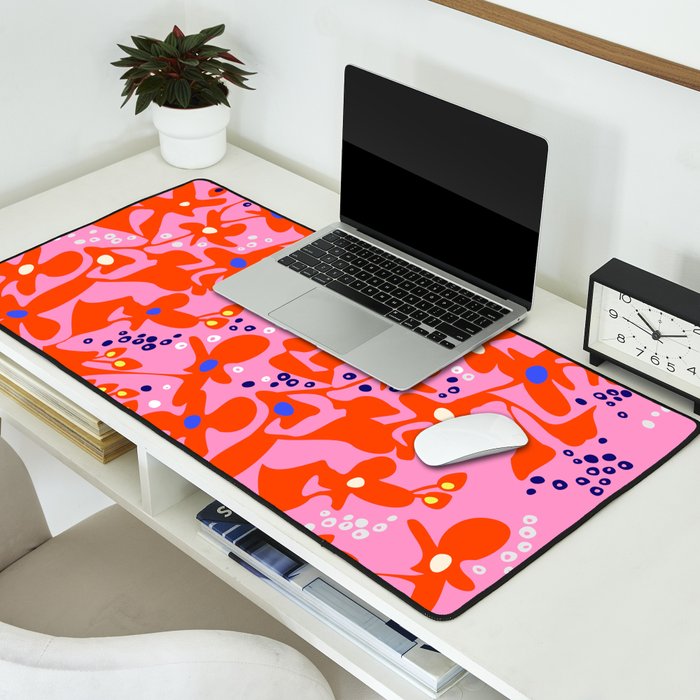 Pink home jungle: Organic shapes and flowers Desk Mat Gallery Image 2