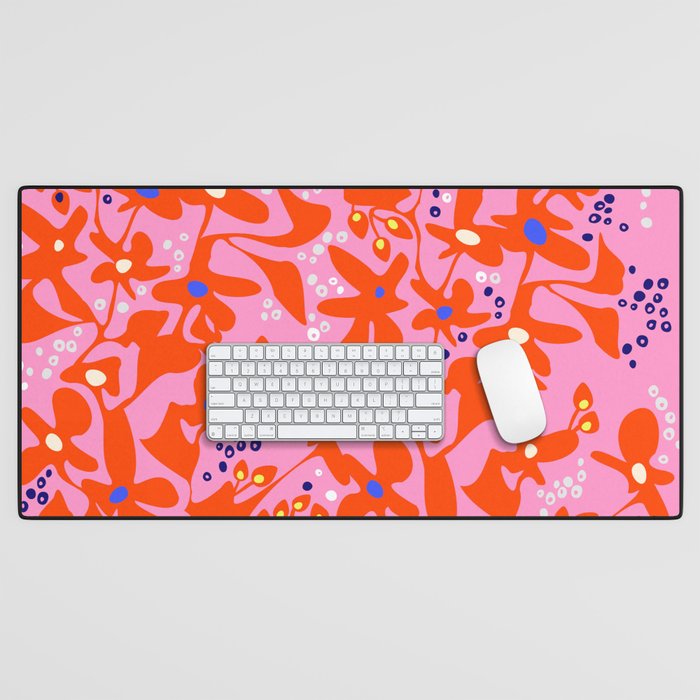 Pink home jungle: Organic shapes and flowers Desk Mat Gallery Image 1