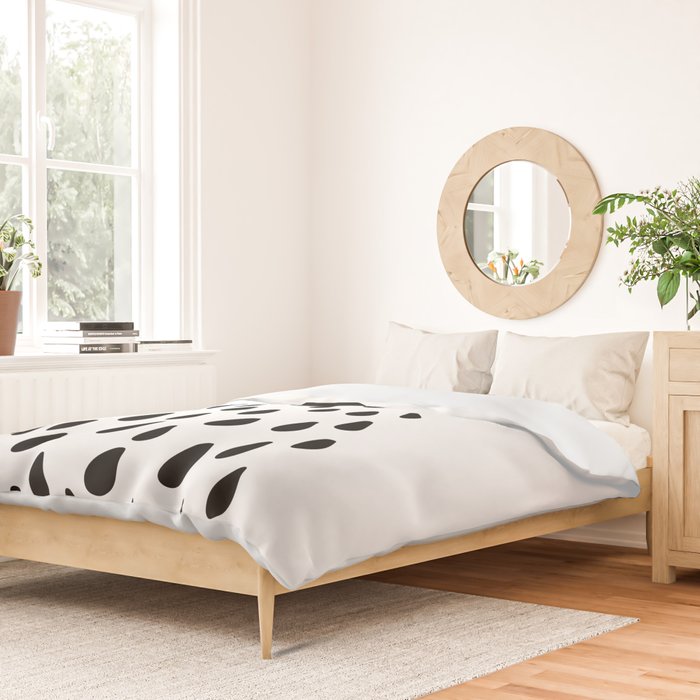 Shower drops with feucet on the right side Duvet Cover Gallery Image 2