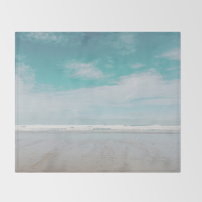 Watergate Bay Throw Blanket Gallery Image 2