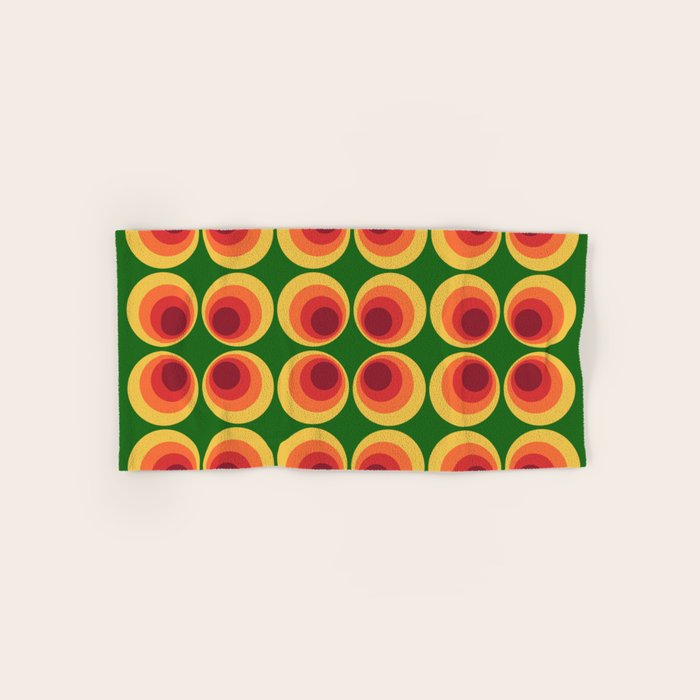 Retro Mod Circle Pattern 522 Bath Towel Gallery Image 1