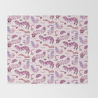 Twinkle twinkle long bugs Throw Blanket Gallery Image 2