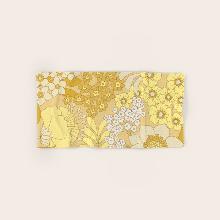 Yellow, Ivory & Brown Retro Floral Pattern Bath Towel Gallery Image 1