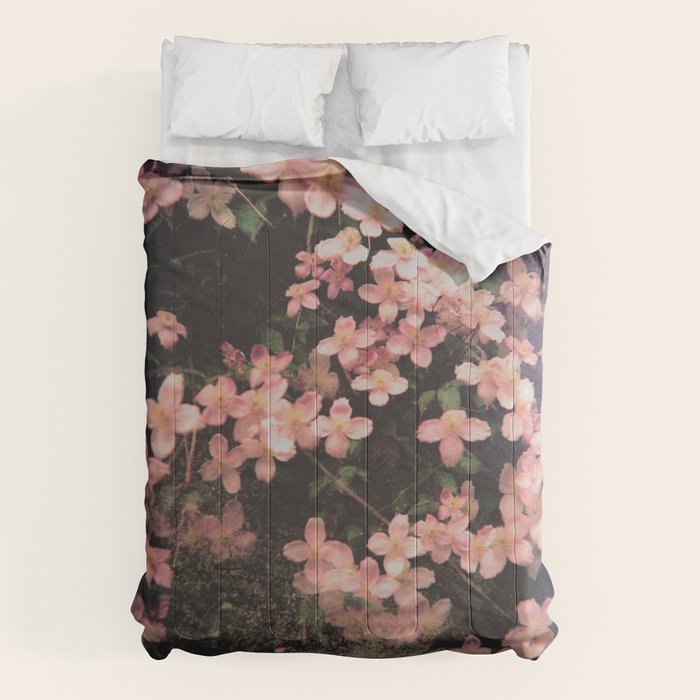 She Hangs Brightly Comforter Gallery Image 1