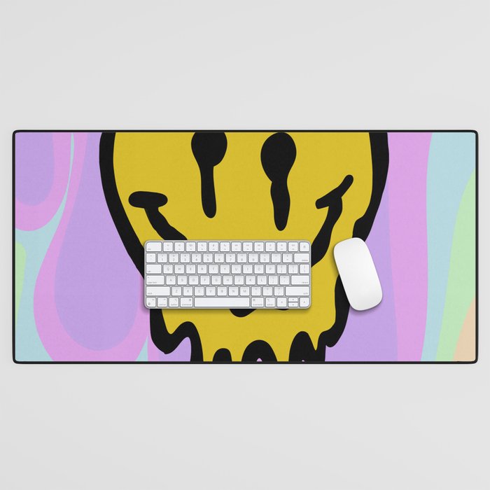 Melty Melt Smile Desk Mat Gallery Image 1