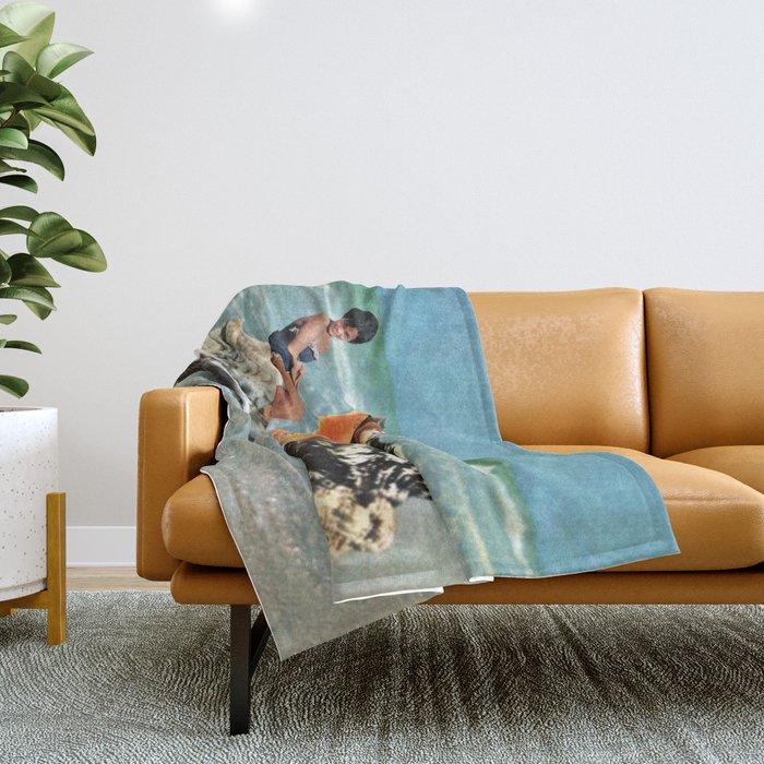 Greetings from Seashells! Throw Blanket Gallery Image 1