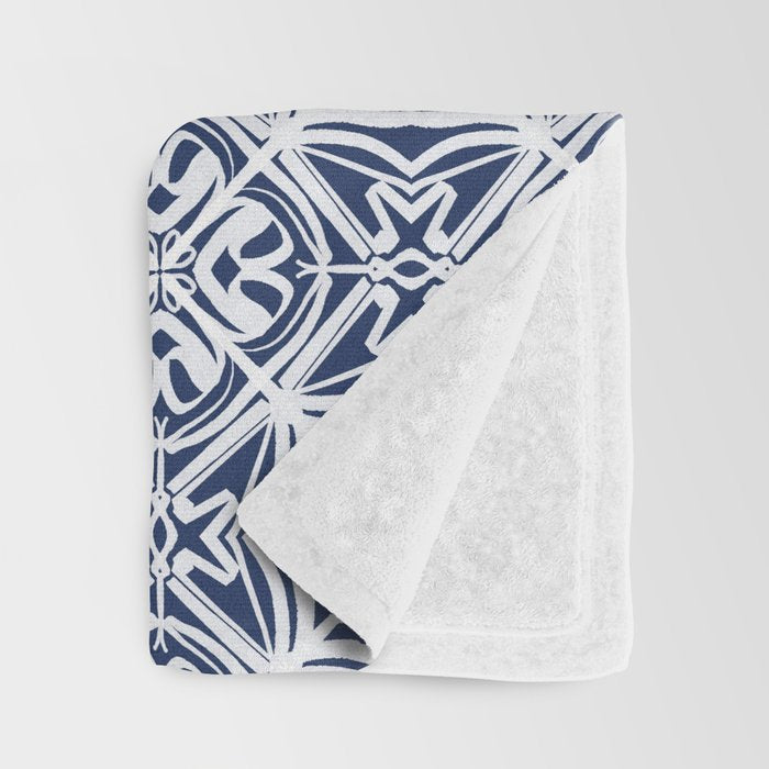 Blue tile brushstroke pattern Throw Blanket Gallery Image 3