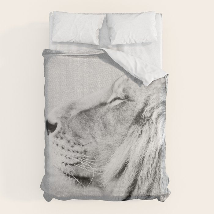 Lion Portrait - Black & White Duvet Cover Gallery Image 6