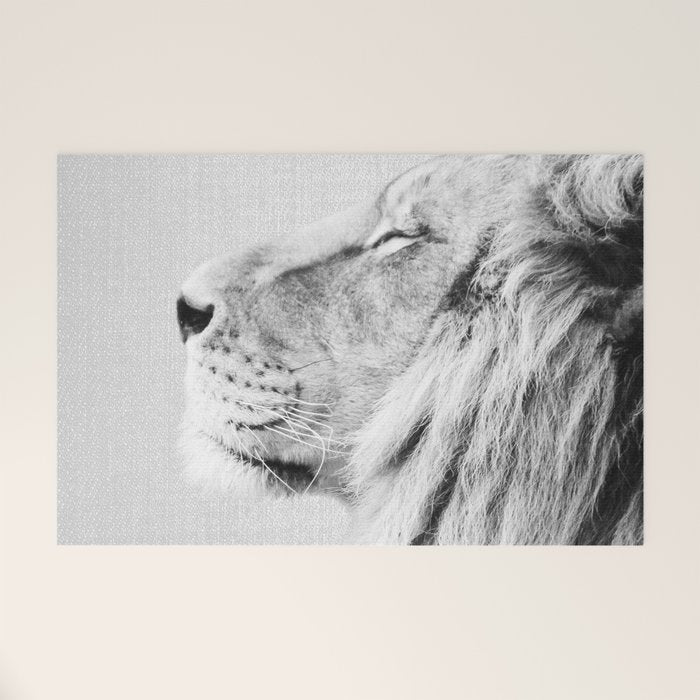Lion Portrait - Black & White Welcome Mat Gallery Image 1