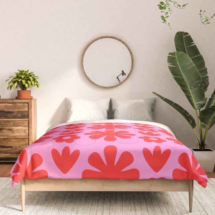 Preppy Pink and Red Scandi Floral Grid Retro Flower Pattern Comforter Gallery Image 3