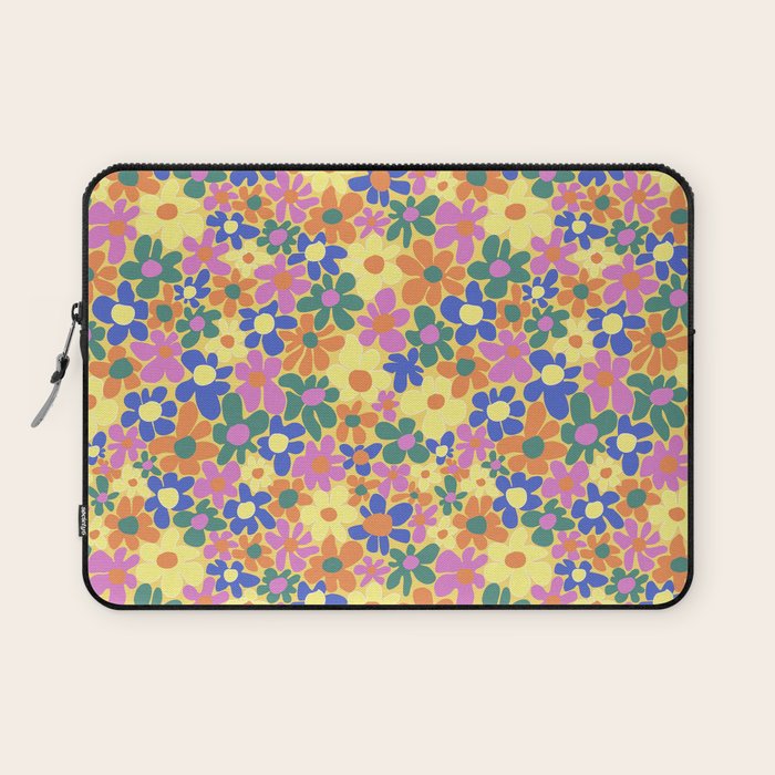 Amour 2 Laptop Sleeve Gallery Image 1