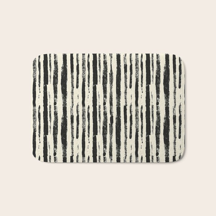 Natural Lines Bath Mat Gallery Image 1