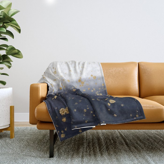 coLD & WArm Throw Blanket Gallery Image 1