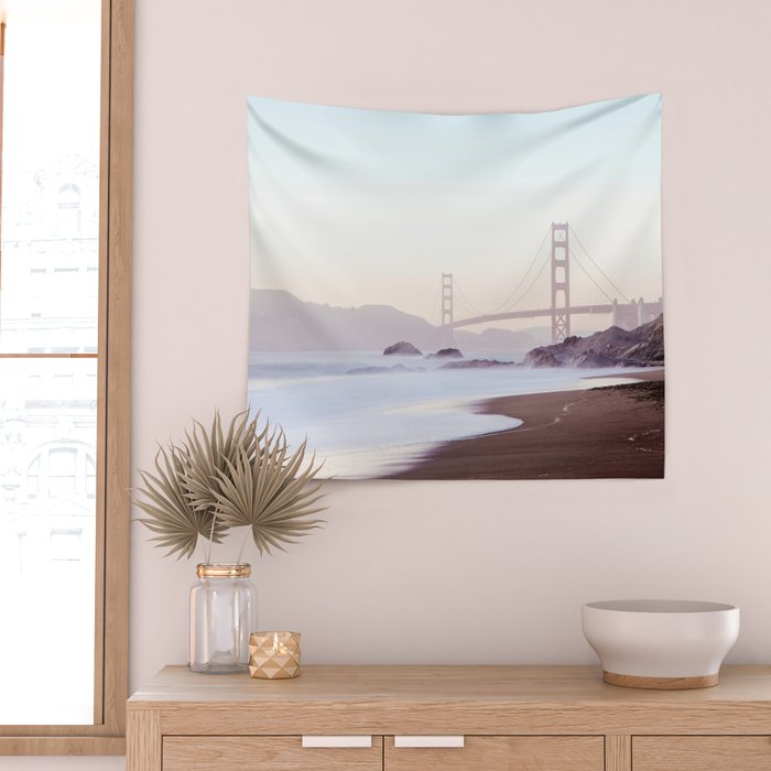 Golden Gate Bridge, San Francisco Wall Tapestry Gallery Image 2