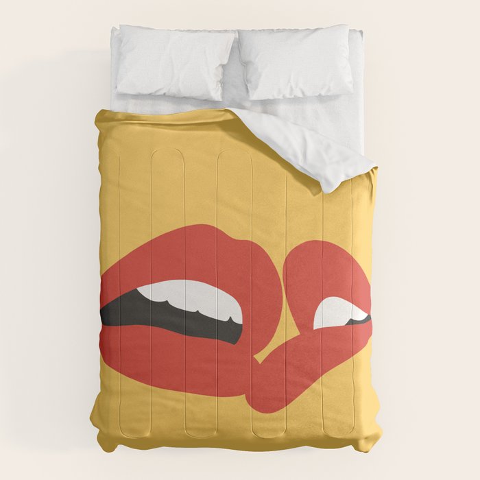 Kiss 01 Comforter Gallery Image 1