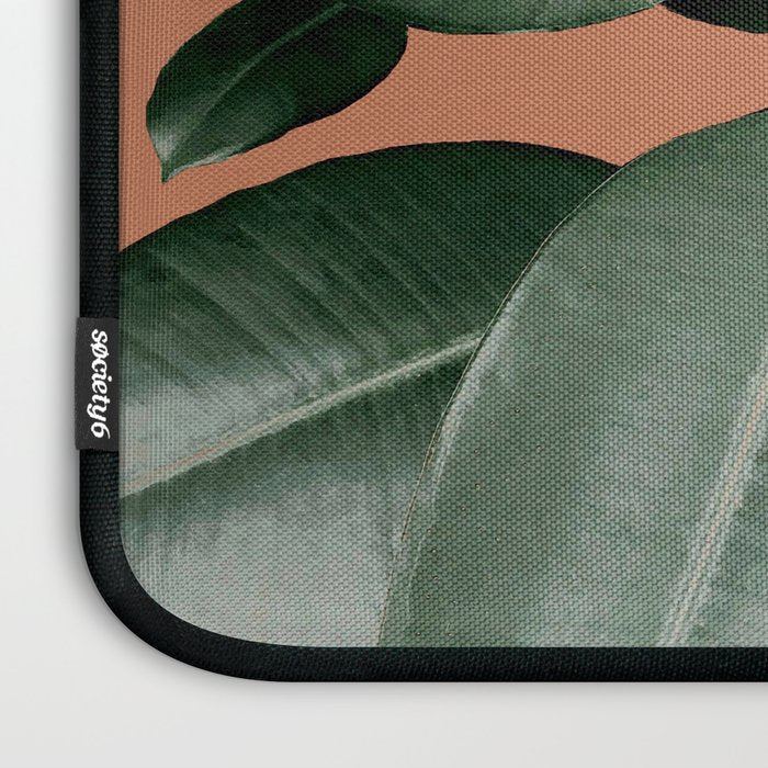 Decorum V4 Laptop Sleeve Gallery Image 3