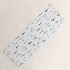 White Wildflowers Pattern Yoga Mat Gallery Image 1
