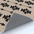Southwestern Arrow Pattern 232 Black and Beige Rug Gallery Image 4