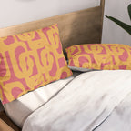 Mid Century Modern Loop Pattern Mustard and Magenta Pillow Sham Gallery Image 2