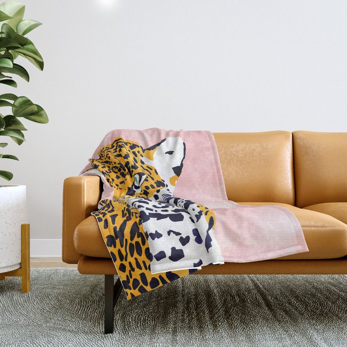 The Leopard Portrait Throw Blanket Gallery Image 1