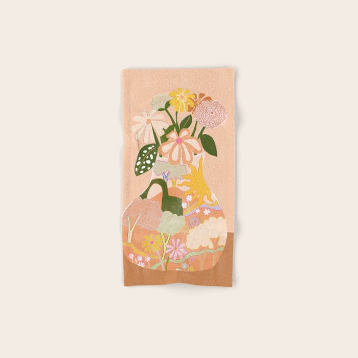 Flower Vase Bath Towel Gallery Image 1
