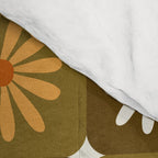 Checkered Daisies - Retro & Olive Comforter Gallery Image 4