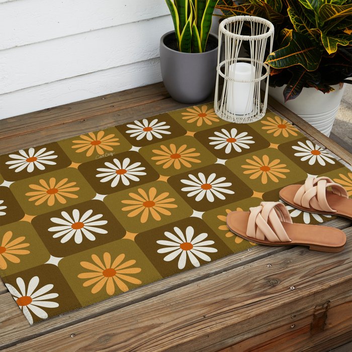 Checkered Daisies - Retro & Olive Outdoor Rug Gallery Image 2