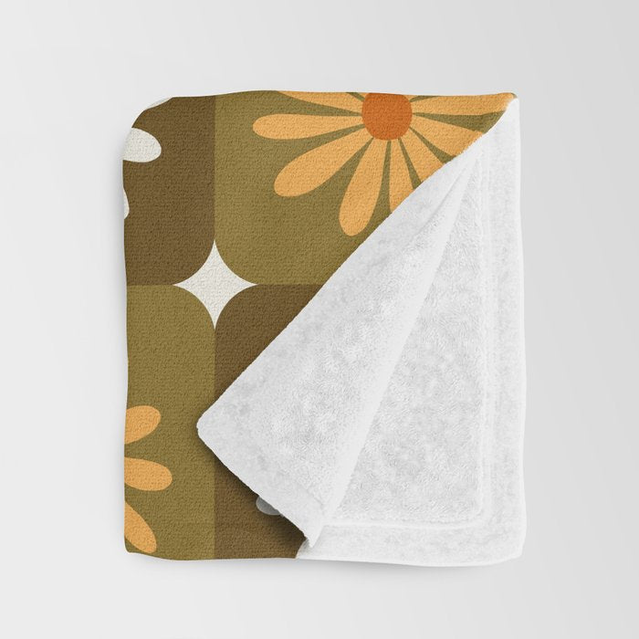Checkered Daisies - Retro & Olive Throw Blanket Gallery Image 3