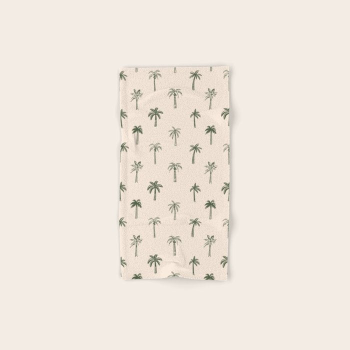 Summer palm tree doodle art pattern Bath Towel Gallery Image 1