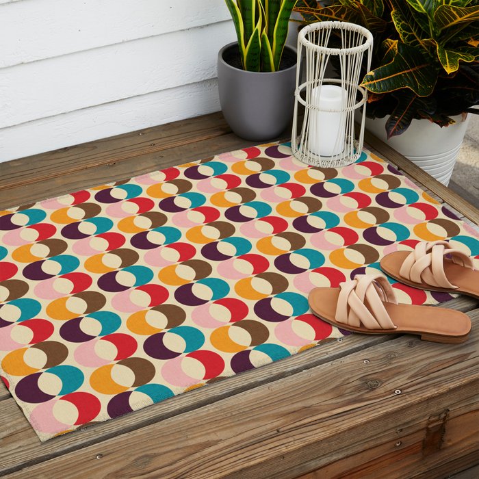 Mid Century Modern Circles Outdoor Rug Gallery Image 2