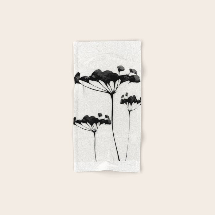 Abstract Art /Minimal Plant 118 Bath Towel Gallery Image 1