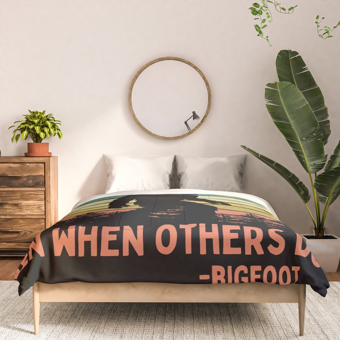 Bigfoot Funny Believe In Yourself Motivational Sasquatch Vintage Sunset Comforter Gallery Image 3