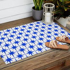 Mid Century Modern Atomic Age Starburst Stars Pattern Royal Blue and White Outdoor Rug Gallery Image 2
