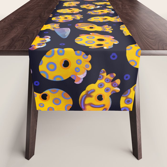 Blue-ringed octopus Table Runner Gallery Image 1