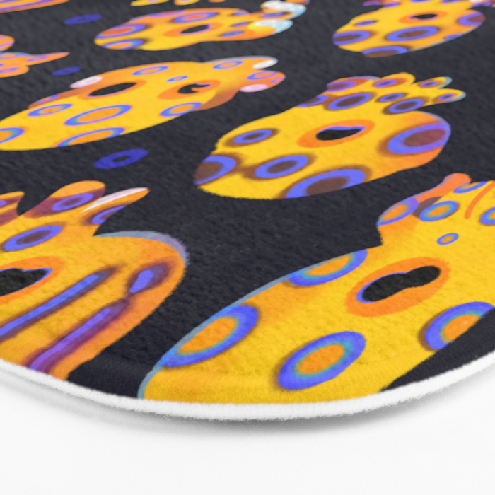 Blue-ringed octopus Bath Mat Gallery Image 3