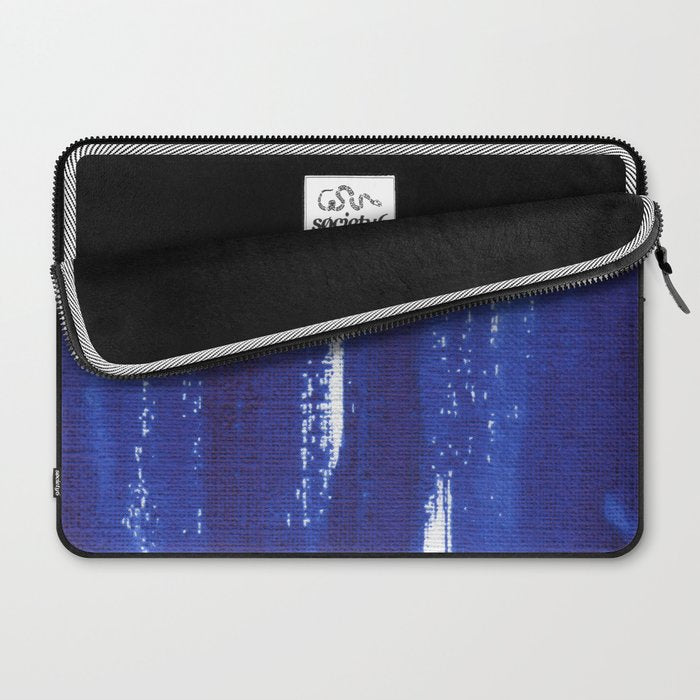In Blue Horizon 31 Laptop Sleeve Gallery Image 2