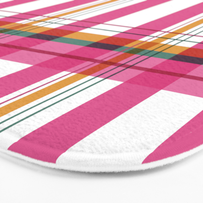 Cheerful Checkered Pattern Bath Mat Gallery Image 3