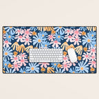Daisies pattern Desk Mat Gallery Image 1